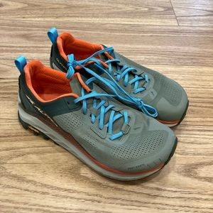 Altra Men’s Olympus 4 Trail Running Shoe